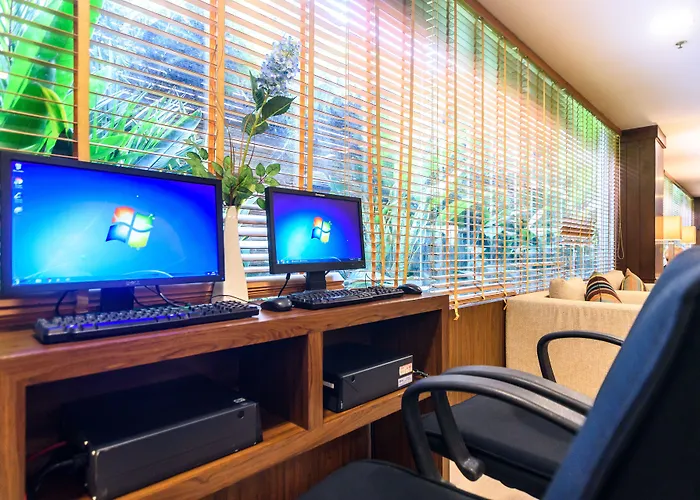 Hotel Lohas Residences Sukhumvit 2 4*