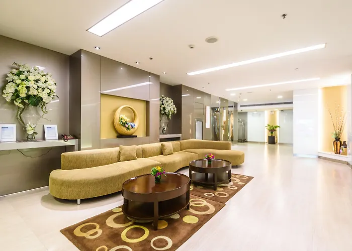 מלון Lohas Residences Sukhumvit 2 4*