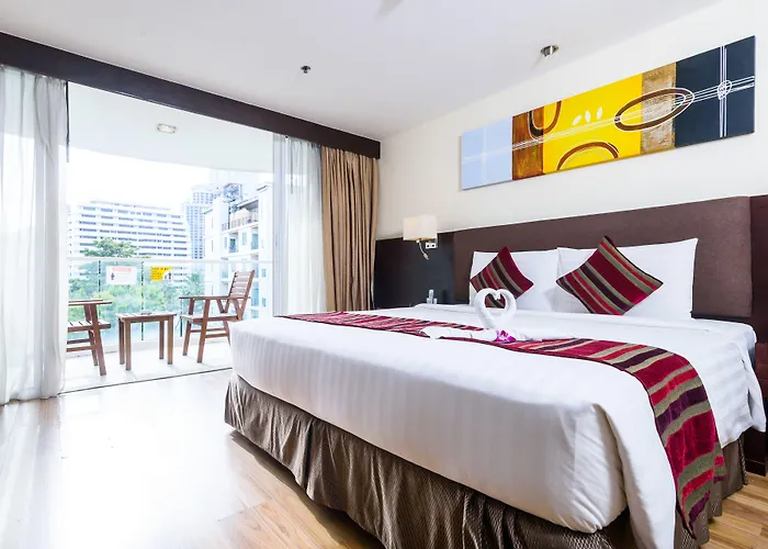 Lohas Residences Sukhumvit 2 4*