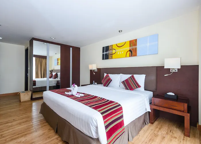 Lohas Residences Sukhumvit 2 מלון בנגקוק