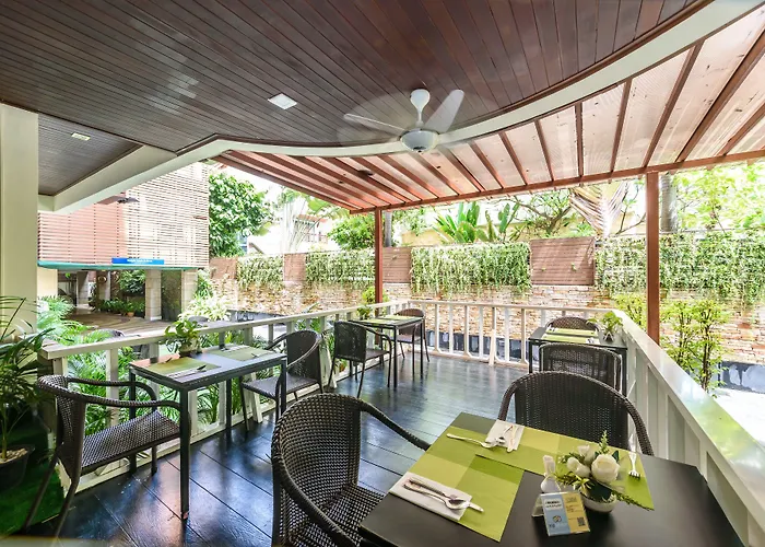 Lohas Residences Sukhumvit 2 4*