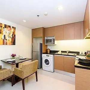 Lohas Residences Sukhumvit 2 4*