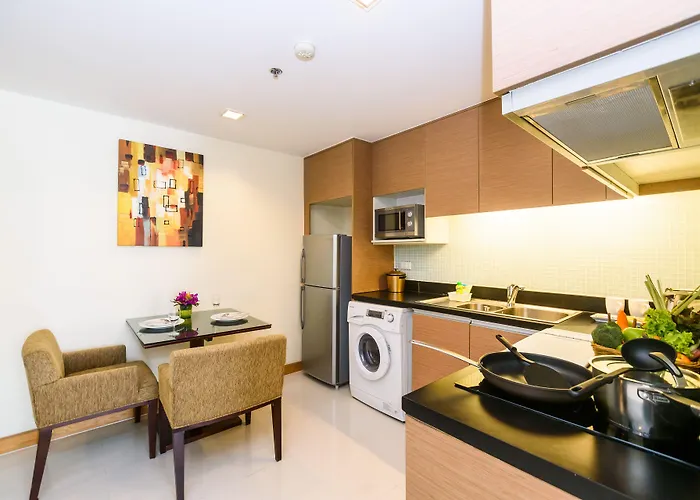 Lohas Residences Sukhumvit 2 4*